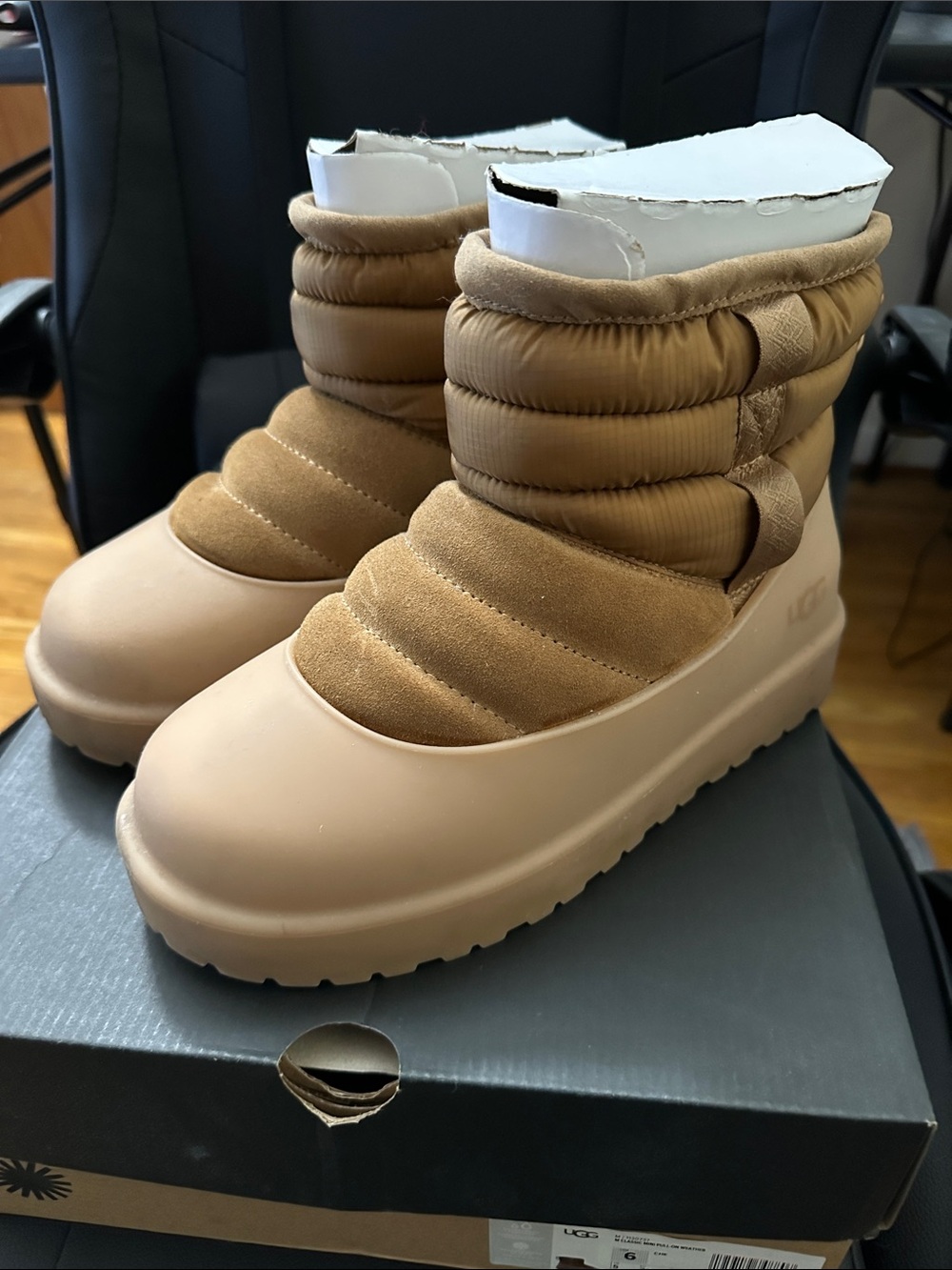 Mens UGG Mini Pull On Weather Boots Chestnut
